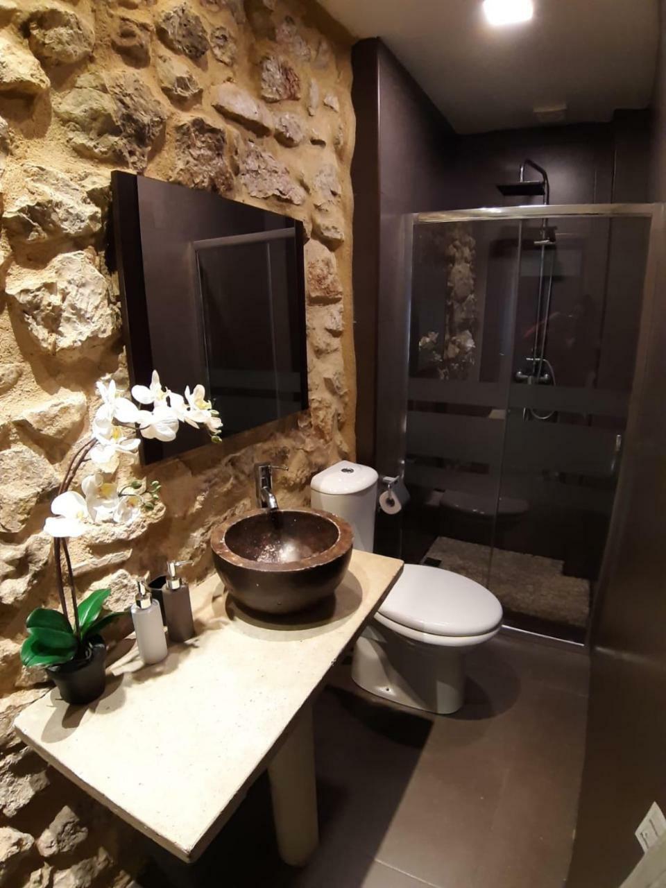 Ananda Guest house